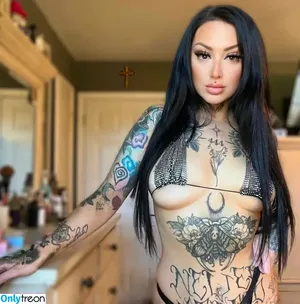 Nikkivixsin / nikkiisnaughty1 / nikkiivixsin фото голая #0054