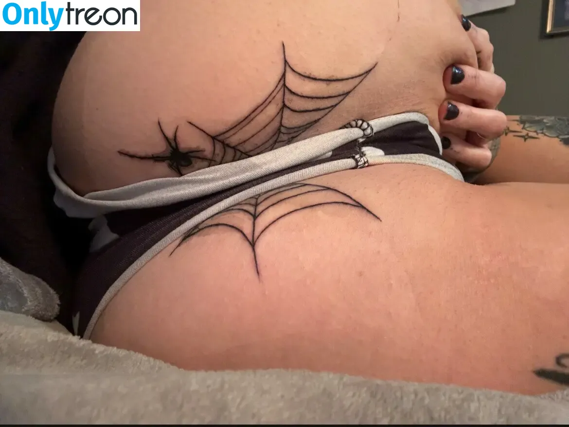 Nikkivixsin голая photo #0007 (nikkiisnaughty1 / nikkiivixsin)
