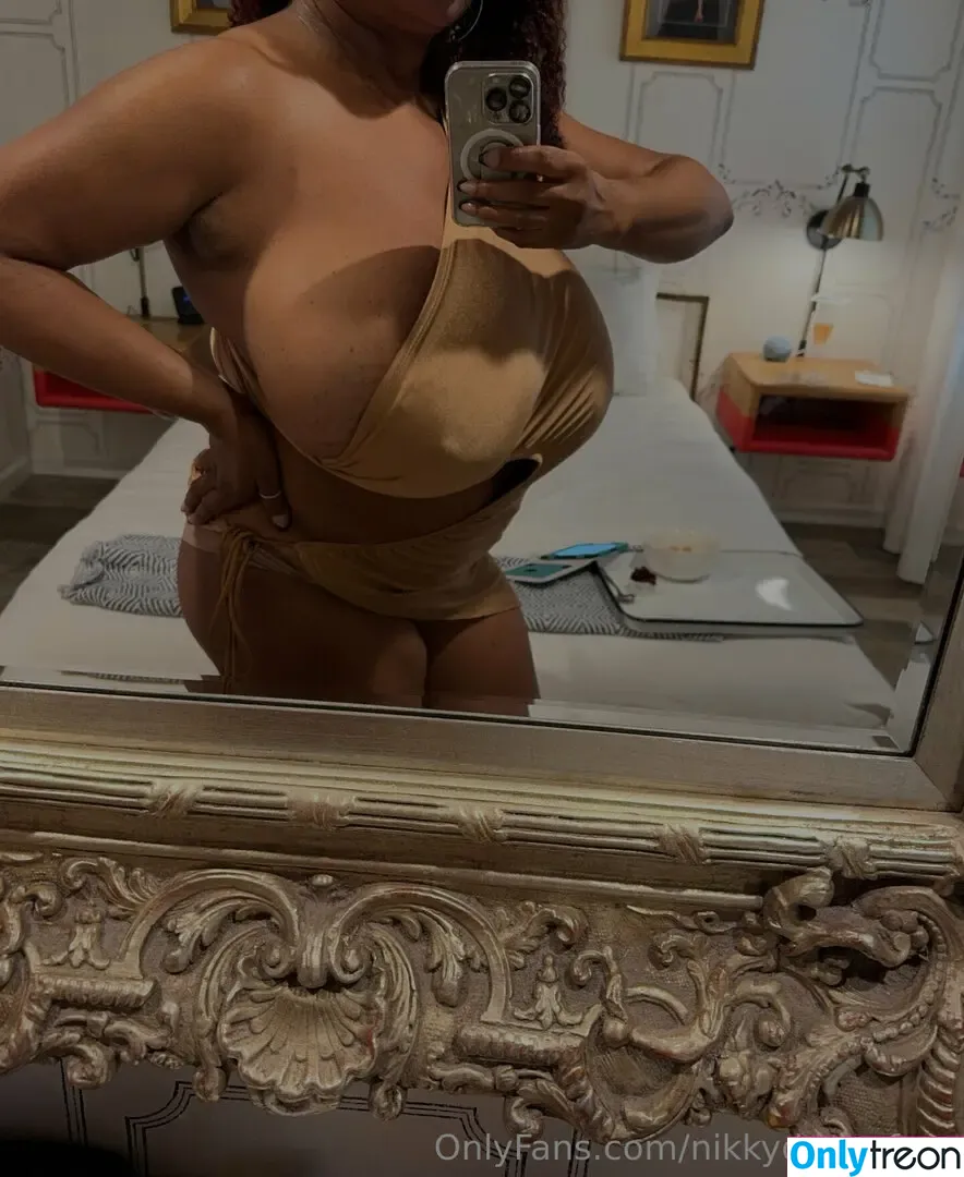 nikkydunesfree голая photo #0006 (nikkydunesfree)