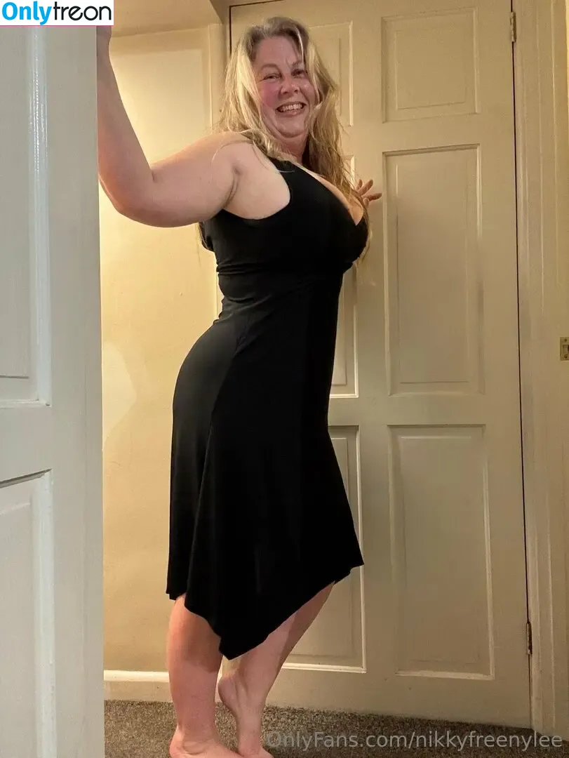 nikkyfreenylee голая photo #0014 (nikkynylee)