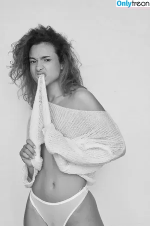 Nikol Beylik / Lily Hayjes / Wandaweb / nikolxxnikol / pronixyy nude photo #1547
