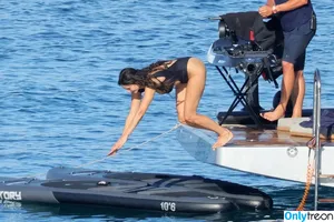 Nina Dobrev / nina nude photo #1834
