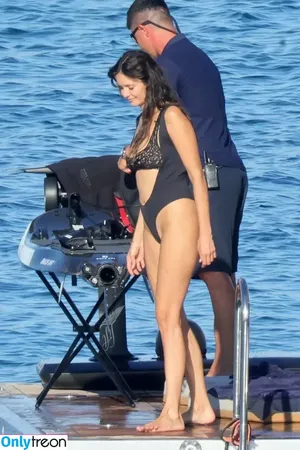 Nina Dobrev / nina nude photo #1851