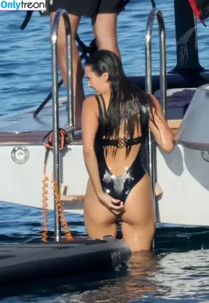 Nina Dobrev / nina nude photo #1858