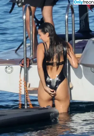 Nina Dobrev / nina nude photo #1864