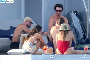 Nina Dobrev / nina nude photo #1877