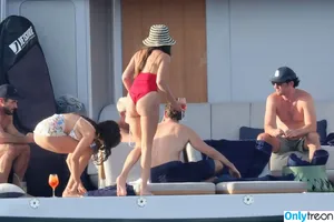 Nina Dobrev / nina nude photo #1878