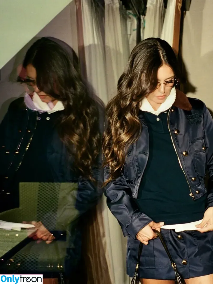Nina Dobrev голая photo #1977 (nina)