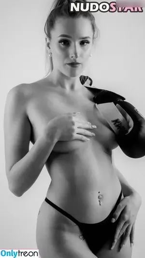  nude photo #0006
