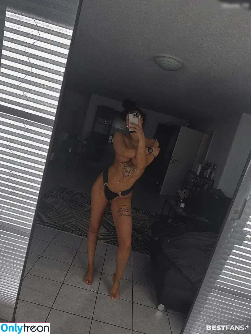 Nina Siegert голая photo #0033 (nina_siegert)