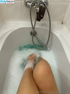 ninaluvsfeet / ninalu фото голая #0014