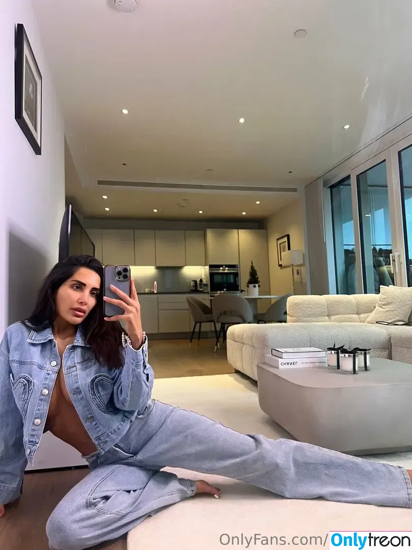 ninaxdiana nude photo #0023 (ninaxdiana)