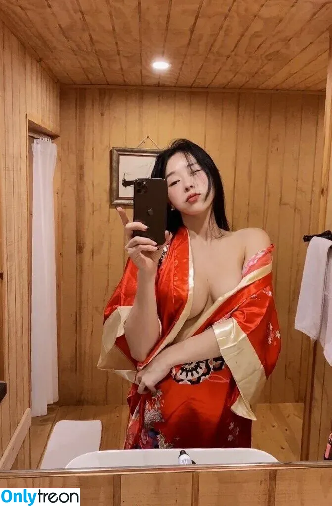 Ninibae nude photo #0089 (Sang-A Yonini / ninusbabe0916 / sanga_yonini / sangayonini)