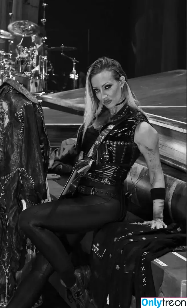 Nita Strauss nude photo #0022 (hurricanenita)