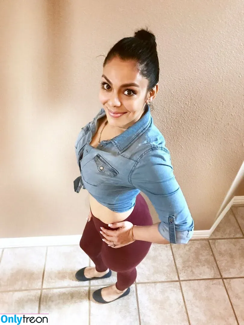 Nitu Sharma голая photo #0038 (Nitusharmausa / i_am_neetusharma / nitusharma)
