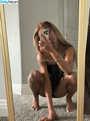 niviawolfe / nivia.wolfe nude photo #0015