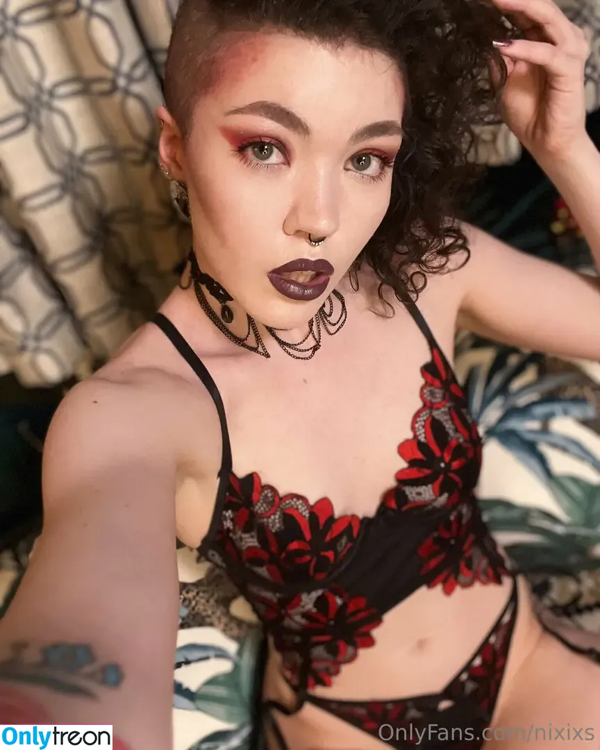 Nixi XS nude photo #0007 (Nixi_pw / nixixs)