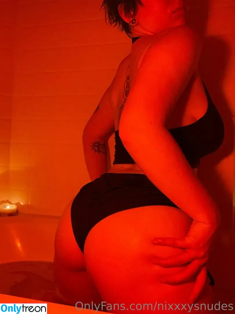 nixxxysnudes голая photo #0027 (justasinging_geek)