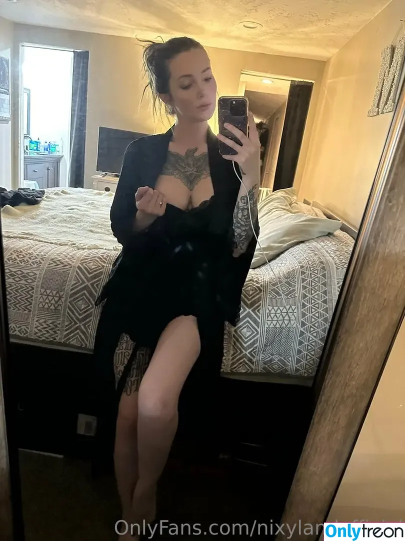 Nixyland nude photo #0092 (nixylandofficial)