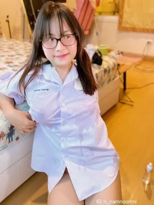 nn_namnoonmi / nomnstromn nude photo #0019
