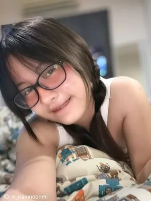 nn_namnoonmi / nomnstromn nude photo #0074