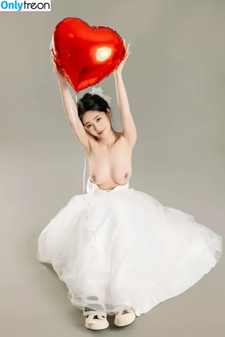 nnian_ nude photo #0731 (nianlin / nnian_011)