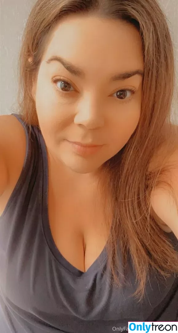 nnicole_ivey nude photo #0005 (n_ivey123)