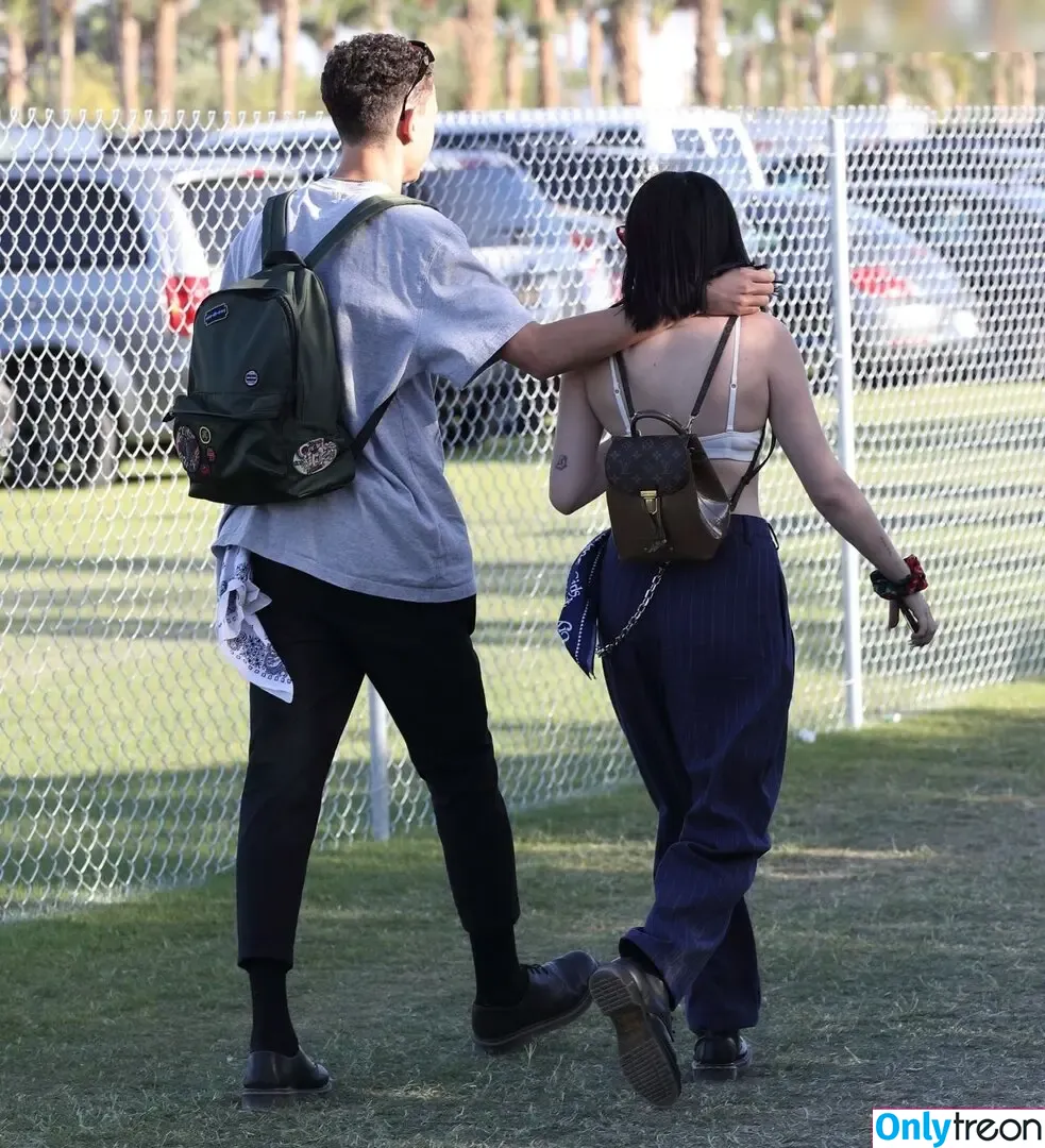 Noah Cyrus голая photo #0925 (noahcyrus)