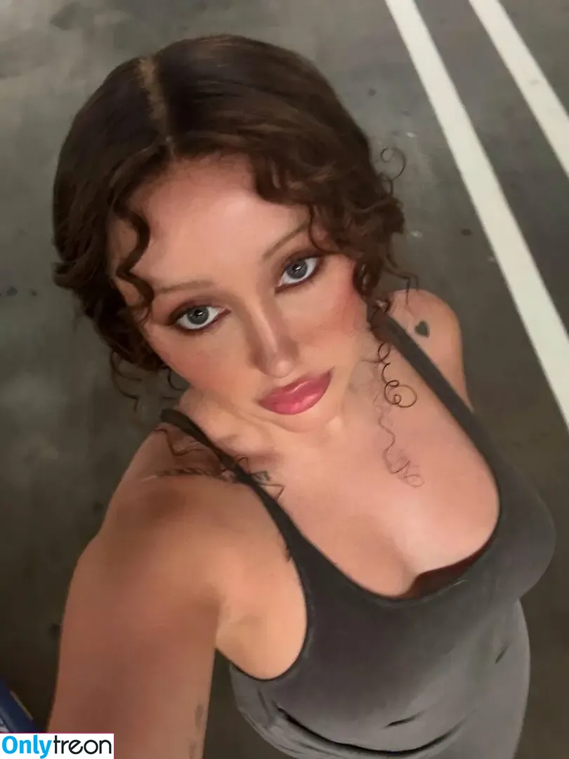 Noah Cyrus голая photo #1127 (noahcyrus)