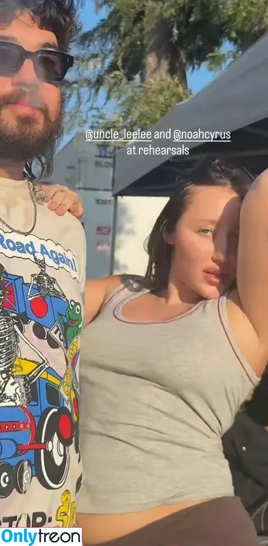 Noah Cyrus голая photo #1134 (noahcyrus)