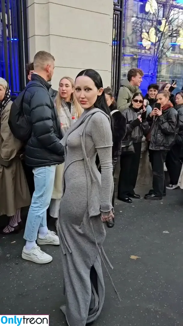 Noah Cyrus голая photo #1201 (noahcyrus)