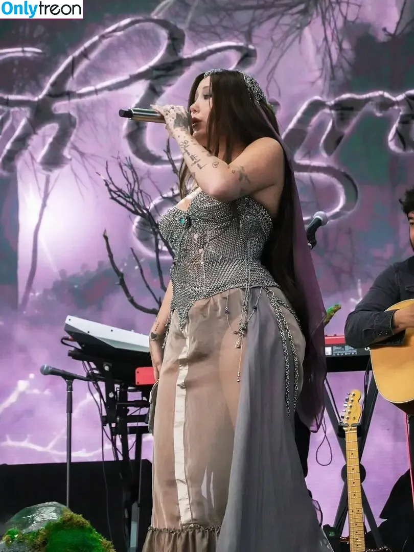 Noah Cyrus голая photo #1231 (noahcyrus)