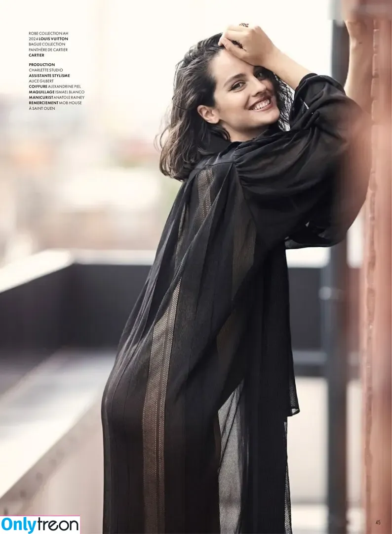 Noémie Merlant голая photo #0069 (noemiemerlant)