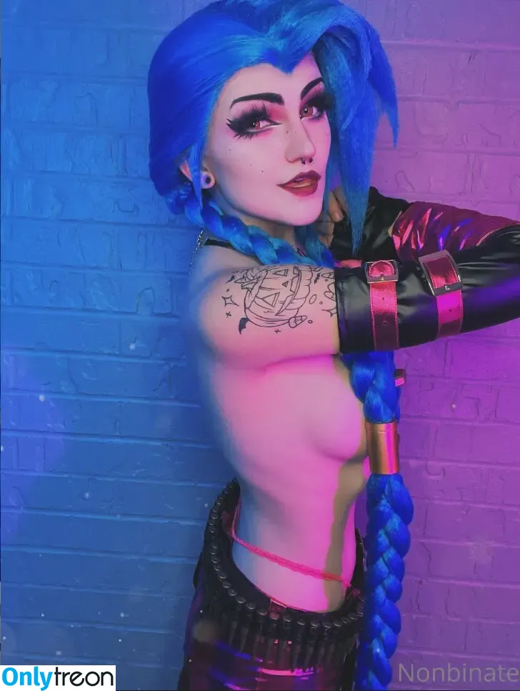 Nonbinate голая photo #0013 (M Blackburn)