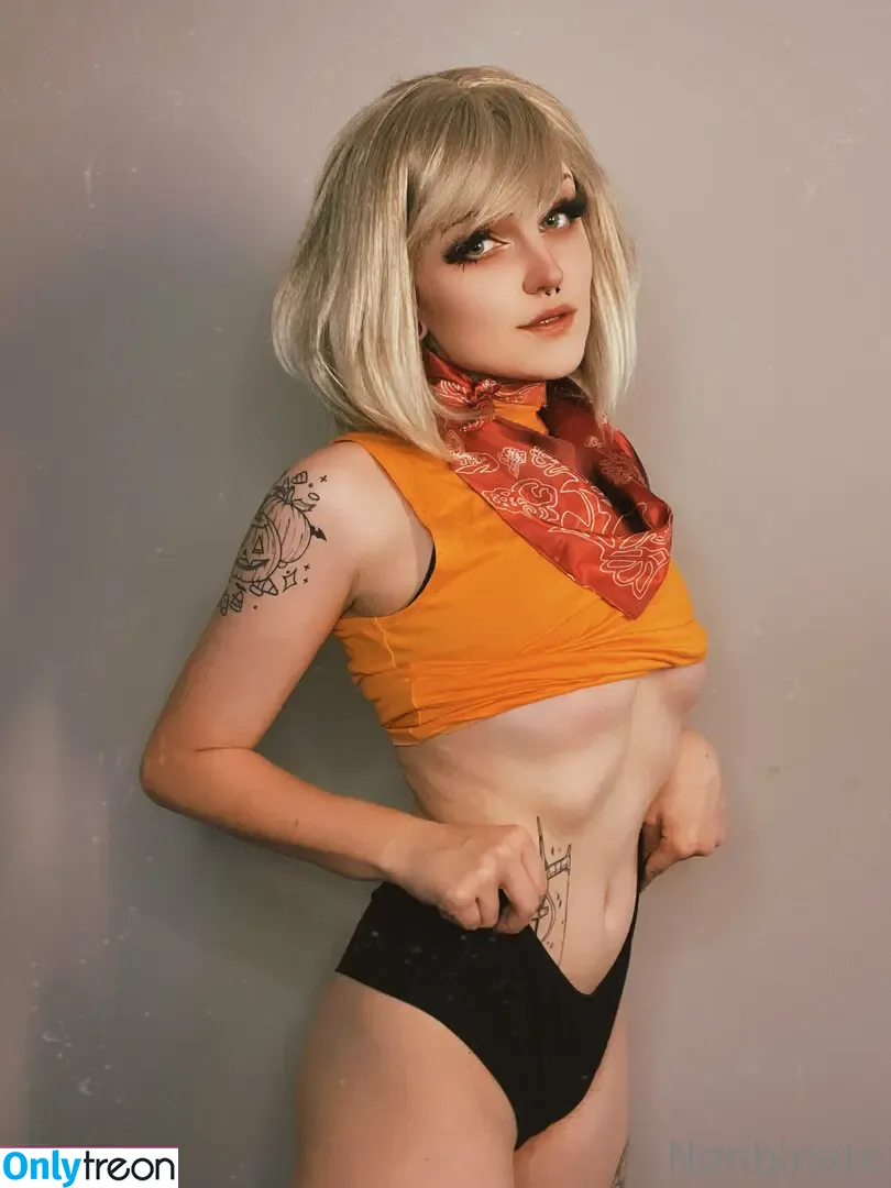 Nonbinate nude photo #1450 (M Blackburn)