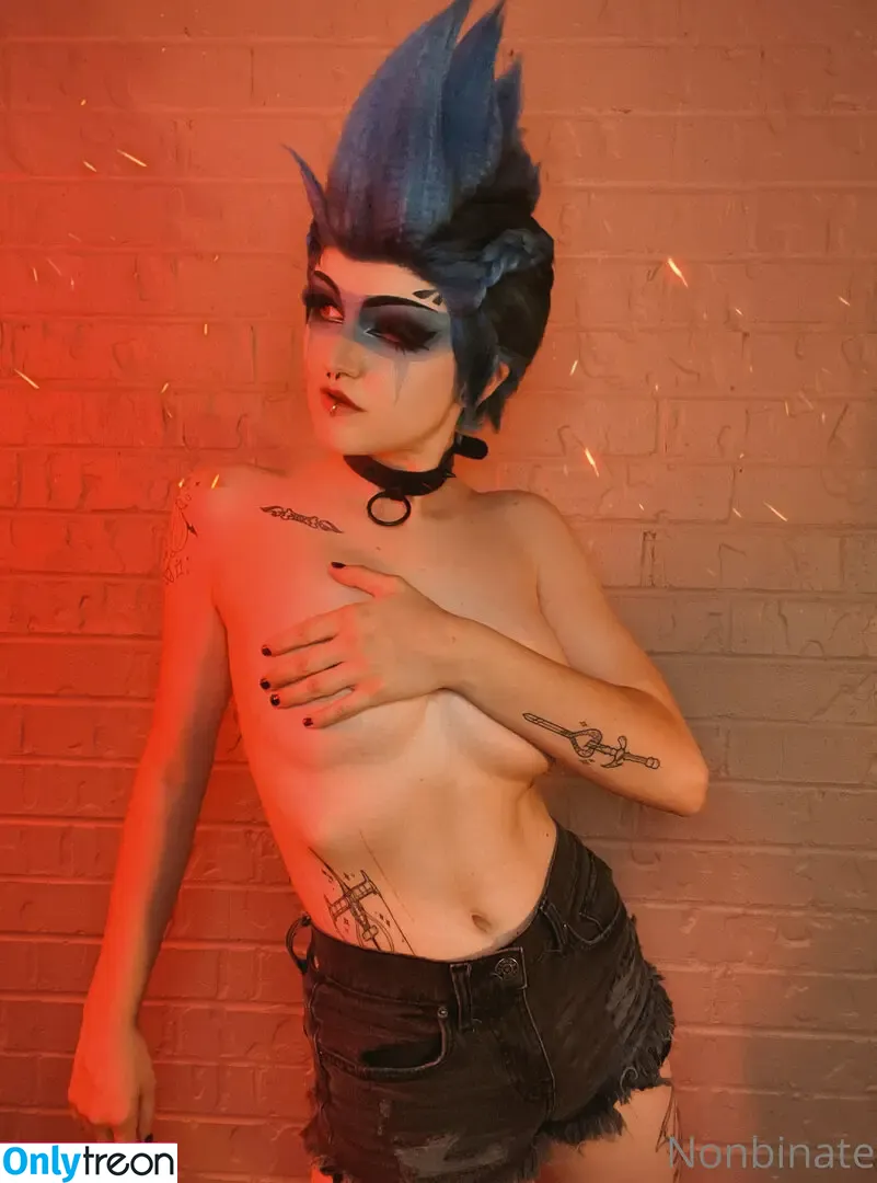 Nonbinate nude photo #1460 (M Blackburn)