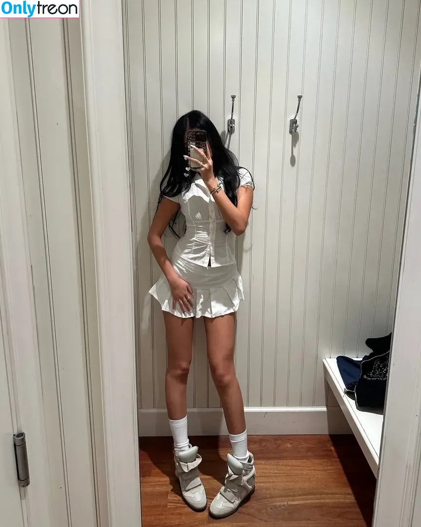 nopearii nude photo #0342 (Ari / noeeeliiiiia)