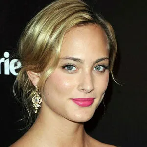 Nora Arnezeder / noraarnezederofficial фото голая #0006