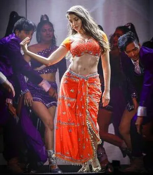 Nora Fatehi / norafatehi фото голая #0012