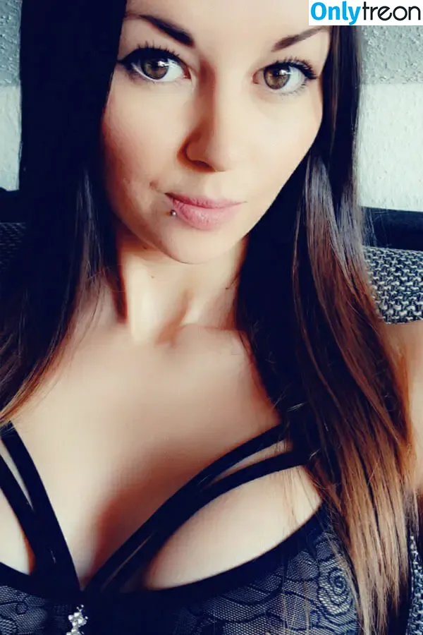 NoraDevot nude photo #0146 (real_noradev)