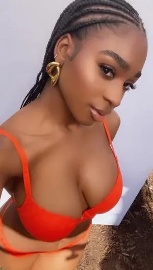 Normani / normani.sasha фото голая #0006
