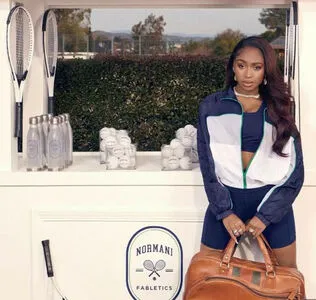 Normani / normani.sasha фото голая #0081