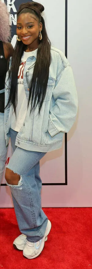 Normani / normani.sasha фото голая #0102