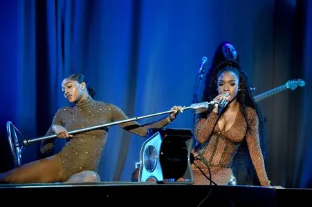 Normani / normani.sasha фото голая #0125