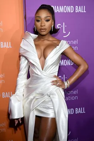 Normani / normani.sasha фото голая #0134