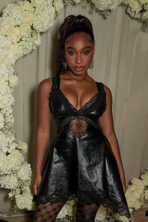 Normani / normani.sasha фото голая #0143