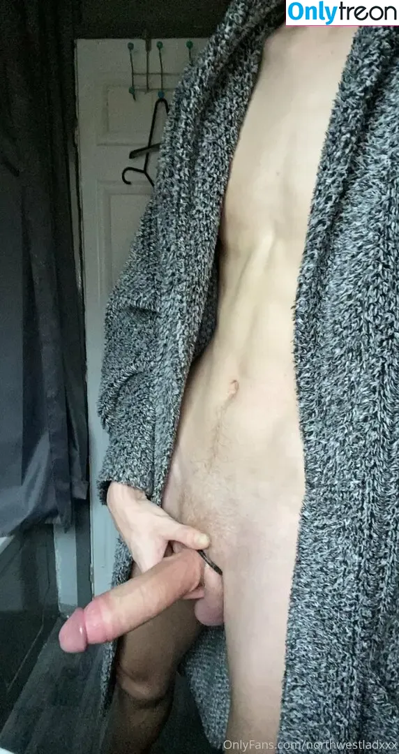 northwestlad2001 nude photo #0054 (drewan091)