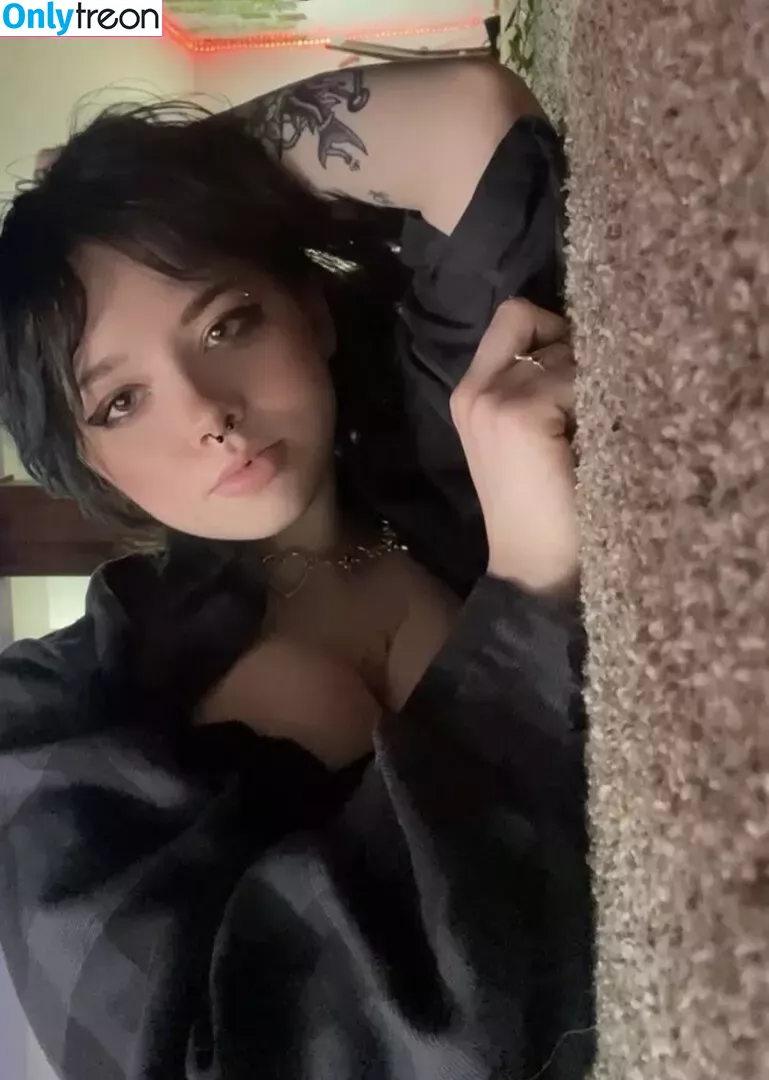 Notebookpapr nude photo #0106 (Notebookpapr)