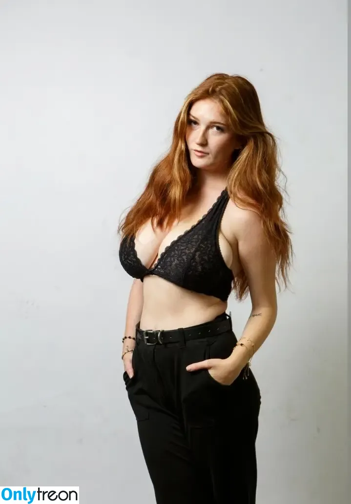 notemilyb nude photo #0204 (Emilybarch / notemily.oliver)