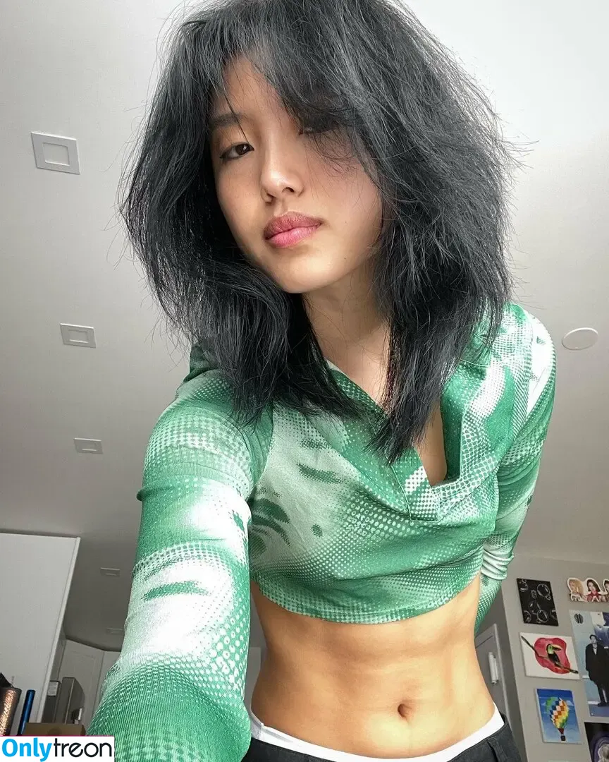 Notevenemily nude photo #0030 (stillnotemily)
